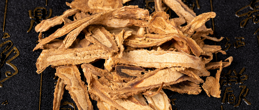 Nourishing and Refreshing: Lotus Root and Pork Bone Soup Recipe