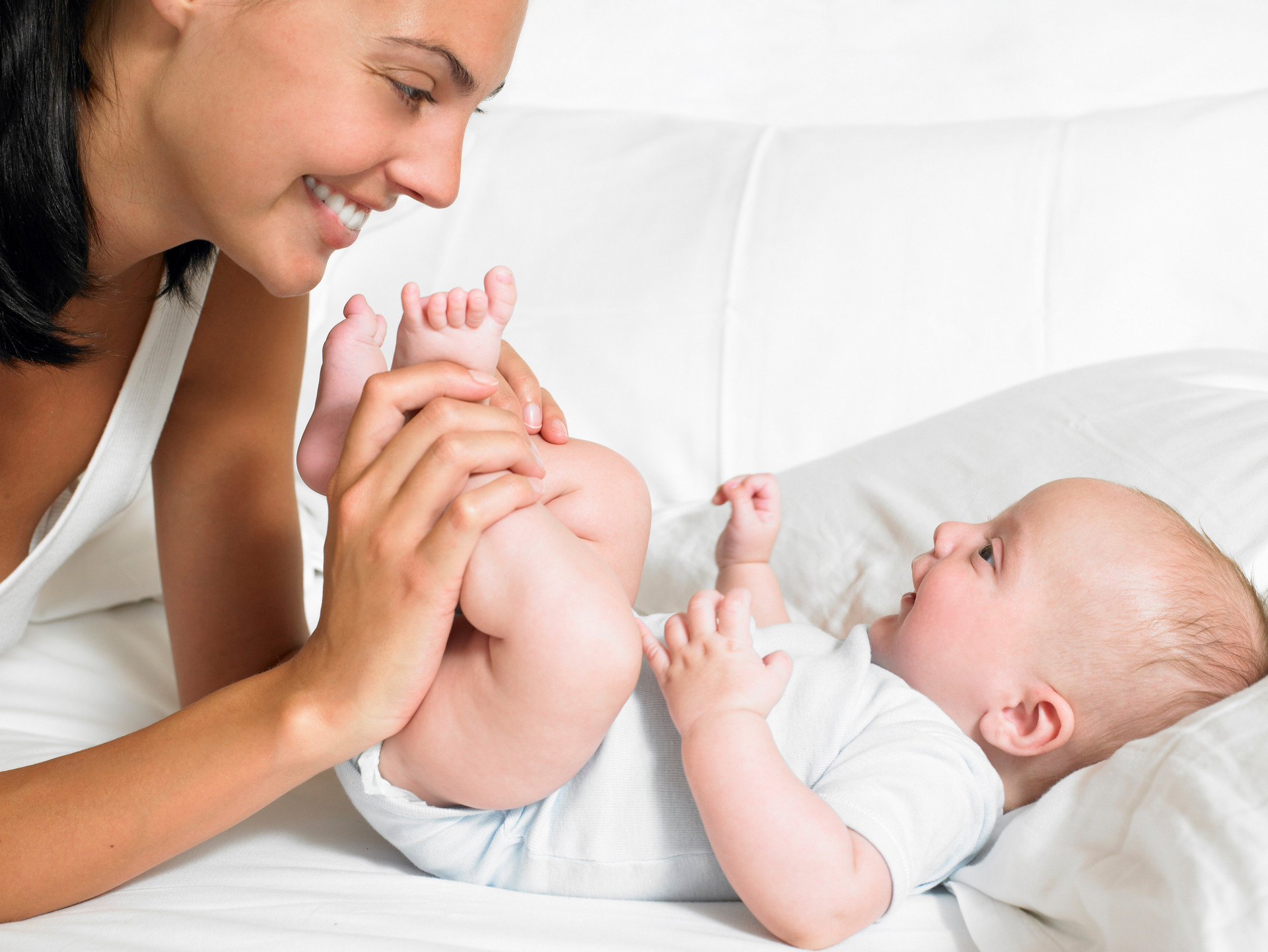 Identifying and Managing Breast Milk Allergy in Babies: Symptoms and Tips for New Moms