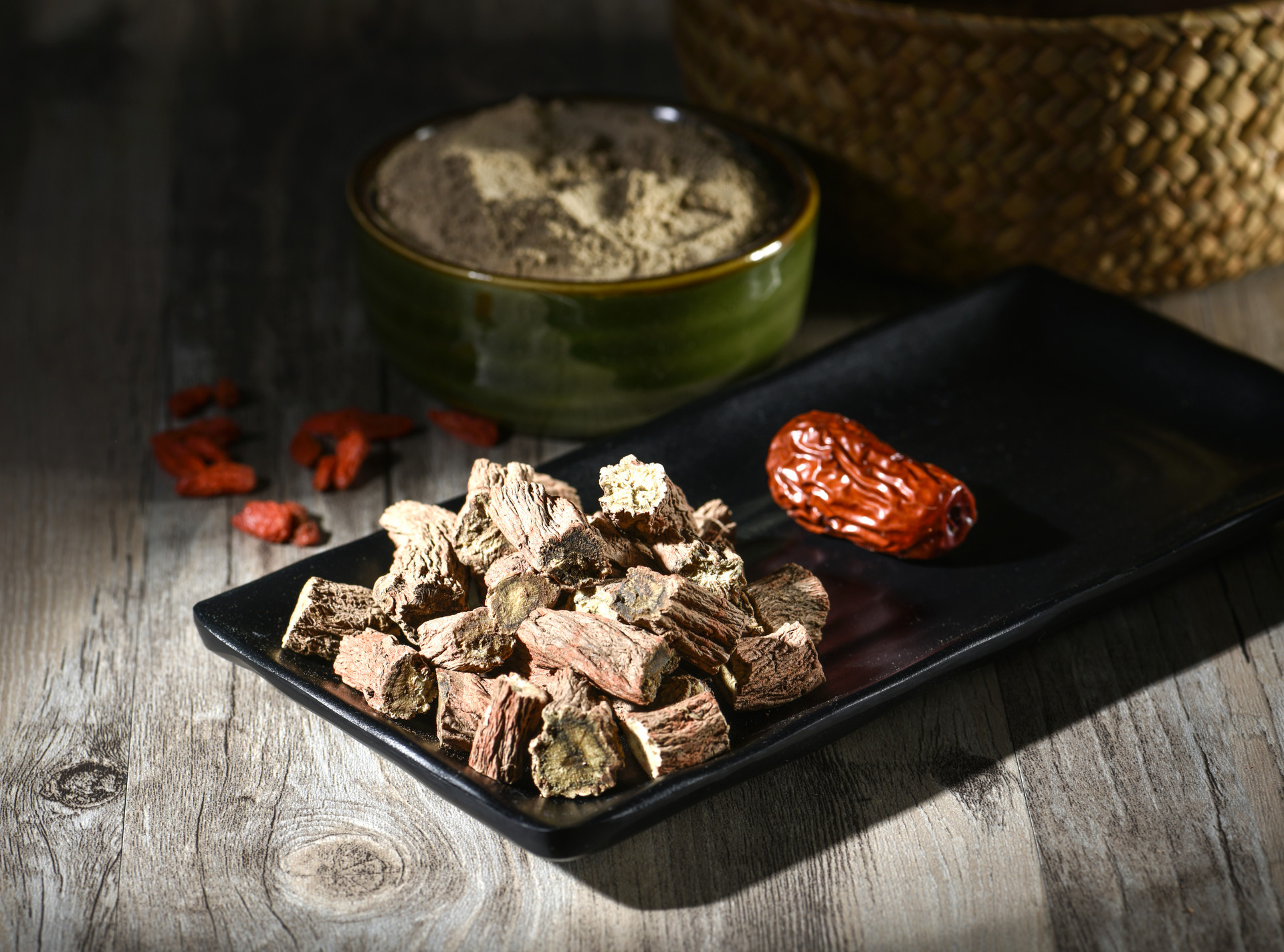 Delicious and Nutritious: Stir-Fried Pork Liver with Yam and Cucumber