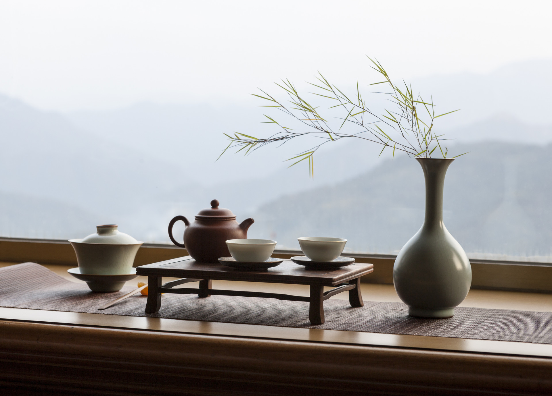 Teas for Excessive Liver Fire: Honeysuckle, Lotus Heart, and Summer Cypress